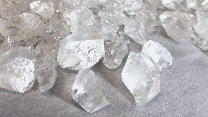 CBD Crystals: What They Are and What Are the Best Methods to Use Them?