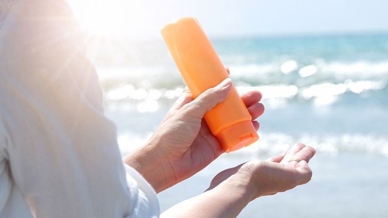 Protect Skin From the Sun is Not Just Apply A Cream
